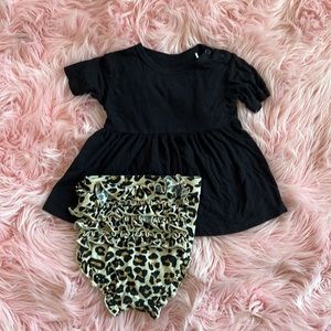 Peplum top and bummies set 18-24 month
